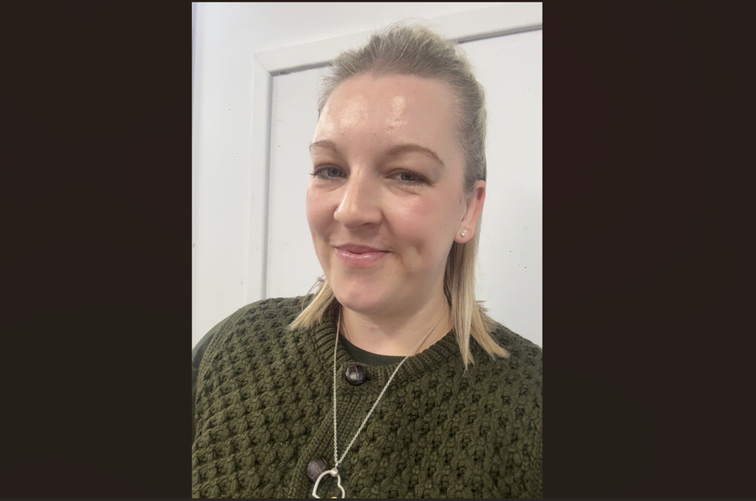 (Abi Hodkinson,  Family Sign Language Mentor)